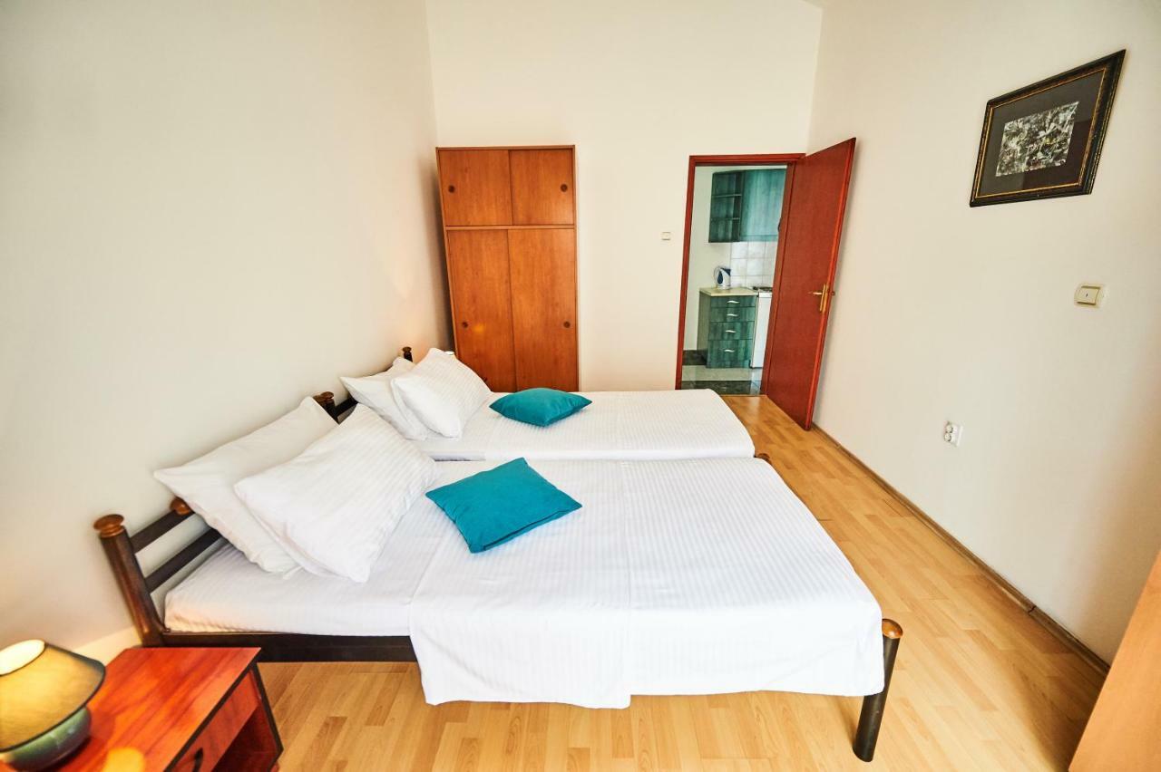 Family Apartments Mont ブドヴァ エクステリア 写真